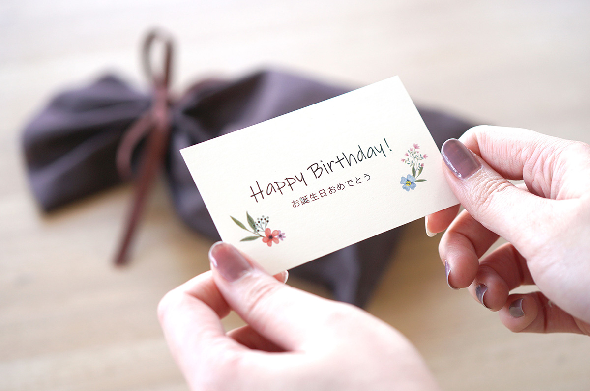 Happy Birthday 手書きフォント イラスト素材5578075- フォトライブラリ