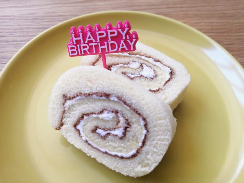 セリアで誕生日の飾り付けは完結！100均のおすすめアイテム12選ママテナ100均アイテムレビューママテナ