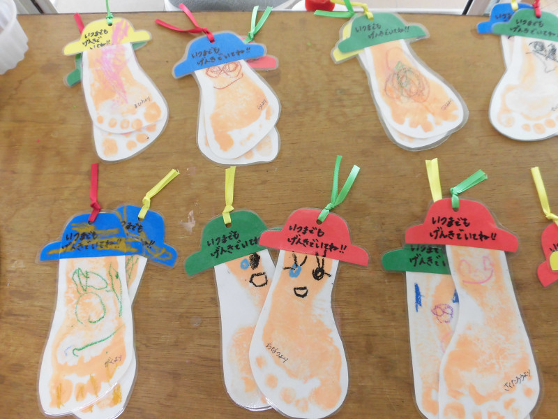 敬老の日は手作りプレゼントを子どもと一緒に！製作アイディア15選工作・自由研究All About