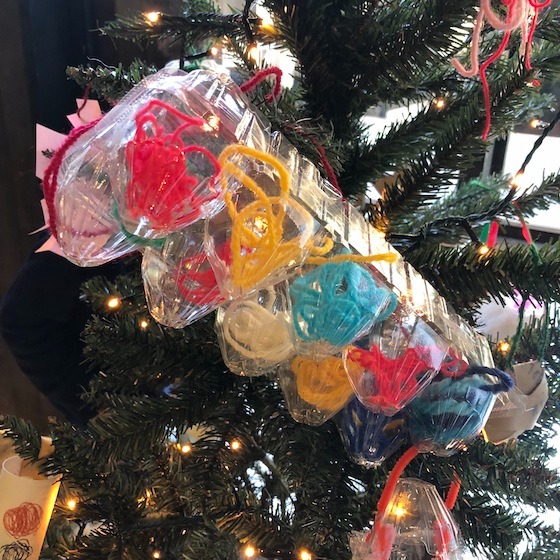 子供と一緒に作る毛糸を使ったクリスマスオーナメント 3種類の作り方 - 100円ママ〜100均大好きママのお役立ち情報