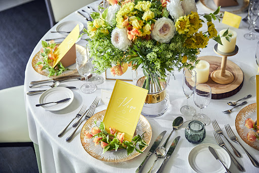 DAZZLE シーズン別にご紹介！おしゃれなテーブルコーディネート実例HUGE magazine