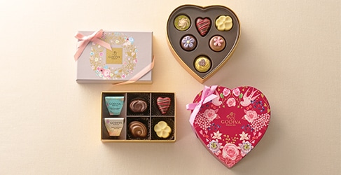 4,813 バレンタイン チョコ Stock Photos, High-Res Pictures, and Images - Getty Imagesチョコレート, バレンタインデー, クリスマス