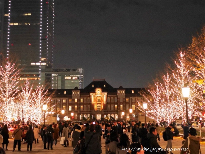 東京駅周辺エリアのイルミネーション「東京ミチテラス2022」パステルカラーの明かりが点灯 - ファッションプレス