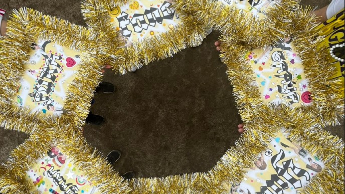 手作り応援ボード キット 片面用セットA4ボードカラーシールL 3枚推し活 グッズ応援うちわ専門店 本店 ファンクリ