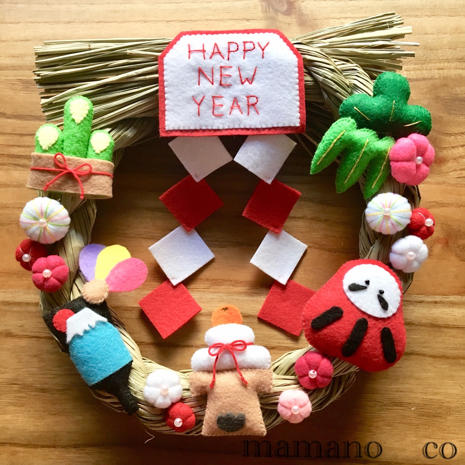100均大活躍で作る正月飾り！紅白ふわふわリースイベントのアイデア暮らしニスタ