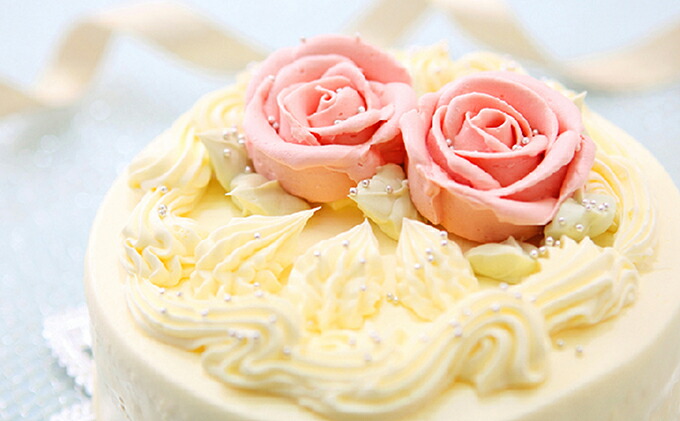 昭和44年の業界紙。特集はクリスマスケーキ。もう無いお店や今もあるお店など当時の有名店のクリスマスケーキが紹介されています。今よりも手が込んで豪華な ケーキばかりです。 レトロ菓子