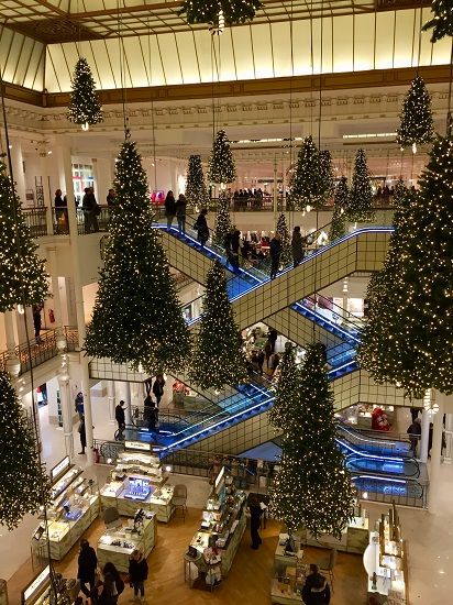 NOEL ～パリの旅人、クリスマスイブは何をする? - スイス＆フランスであそぼう