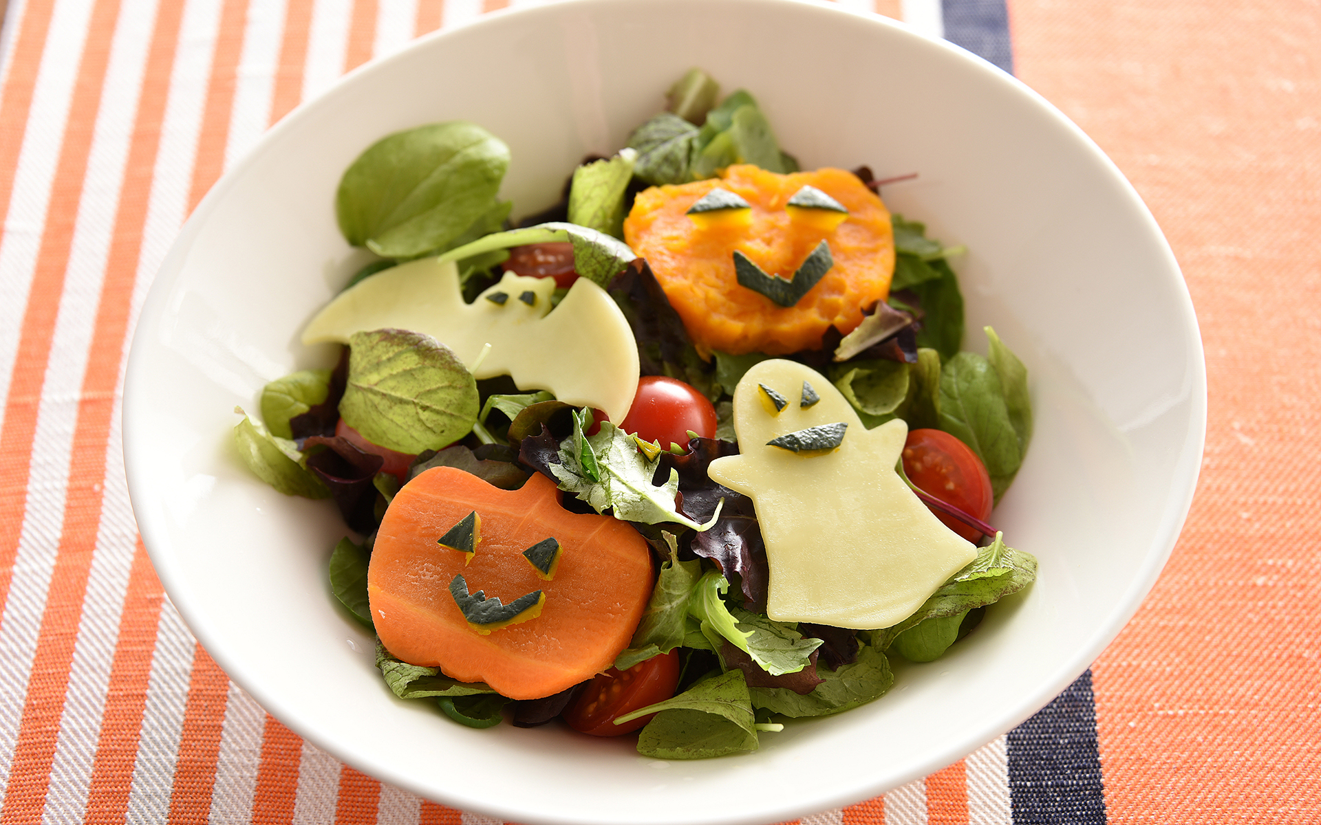 うずら卵おばけのハロウィンサラダ