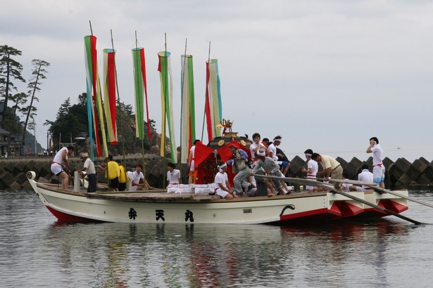 弁天島花火大会2025 弁天島海浜公園 静岡県浜松市西区舞阪町弁天島 - 伝統行事・日程・見どころ・混雑状況・開催場所 - 夏祭り 花火大会 -ハロウィンイベント特集イベントサーチ