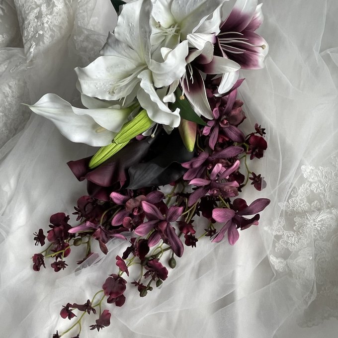 Amazon百合 ユリ 花束 ブーケ 造花 枯れない花 人工観葉植物 ドライフラワー フラワーアレンジメント インテリア 部屋 喫茶店 リビングテーブル台 置物 飾る 撮影道具 母の日 ギフト プレゼント おしゃれ造花 オンライン通販