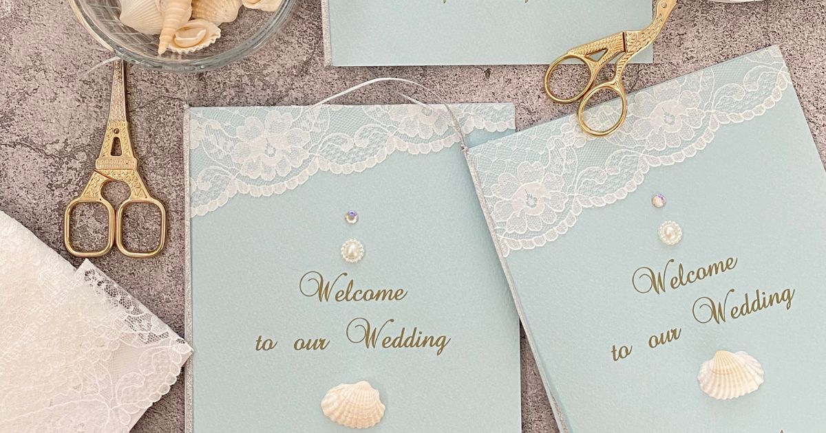 セミオーダー 結婚式 席次表 名入れ・挙式日記入 タイトル文字を4種類の書体から好きなものを選択♪ オリジナル手作りセット ブーケCデザイン :エテルザ - 通販 - Yahoo!ショッピング