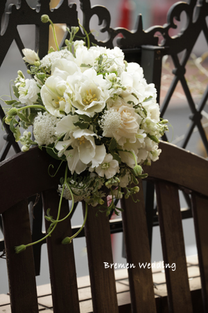 受注制作* 春婚 チューリップ スイートピー クラッチブーケ 前撮り フォトウェディング 386 -アトリエ美鈴 -プレゼント＆ギフトのギフトモール