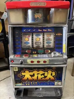 BETONES×UNI-MARKET ハナビ-花火柄UNI-MARKET