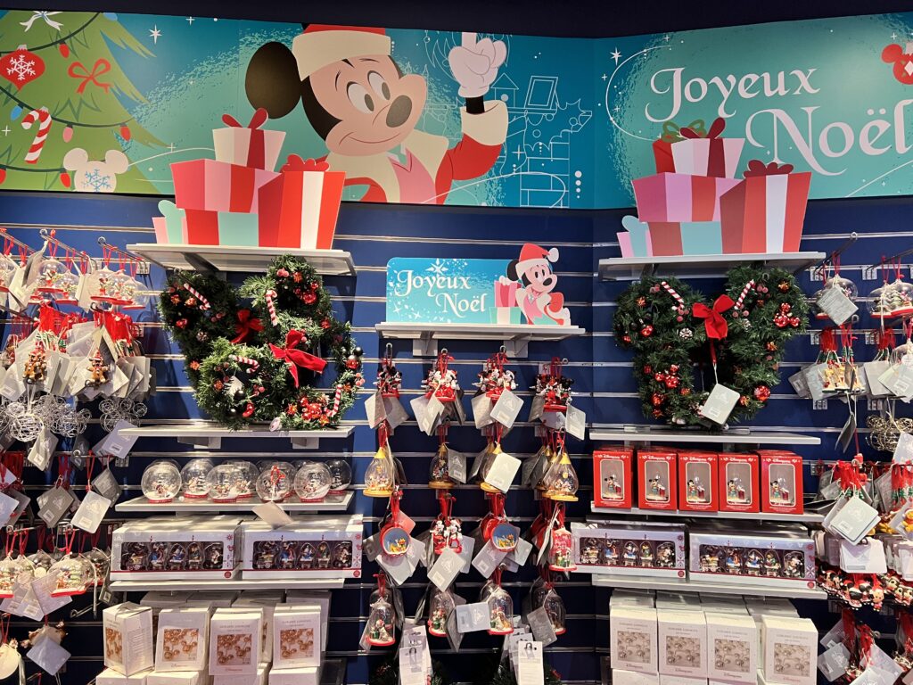 2024年最新パリのクリスマスを楽しむ！過ごし方や料理、イルミネーションスポットも紹介