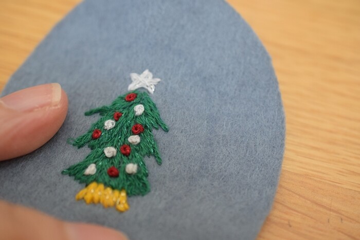 簡単 巻くだけ💕キラキラモール✨クリスマスリースの作り方🎅 全部100均🌲 DIY How to make a Christmaswreath from Chenille Wire