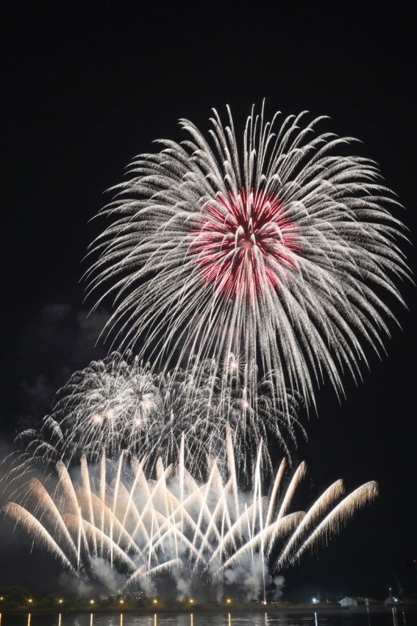 夜空彩る花火 あす7月27日に開催される花火大会は 岡山県KSBニュースKSB瀬戸内海放送