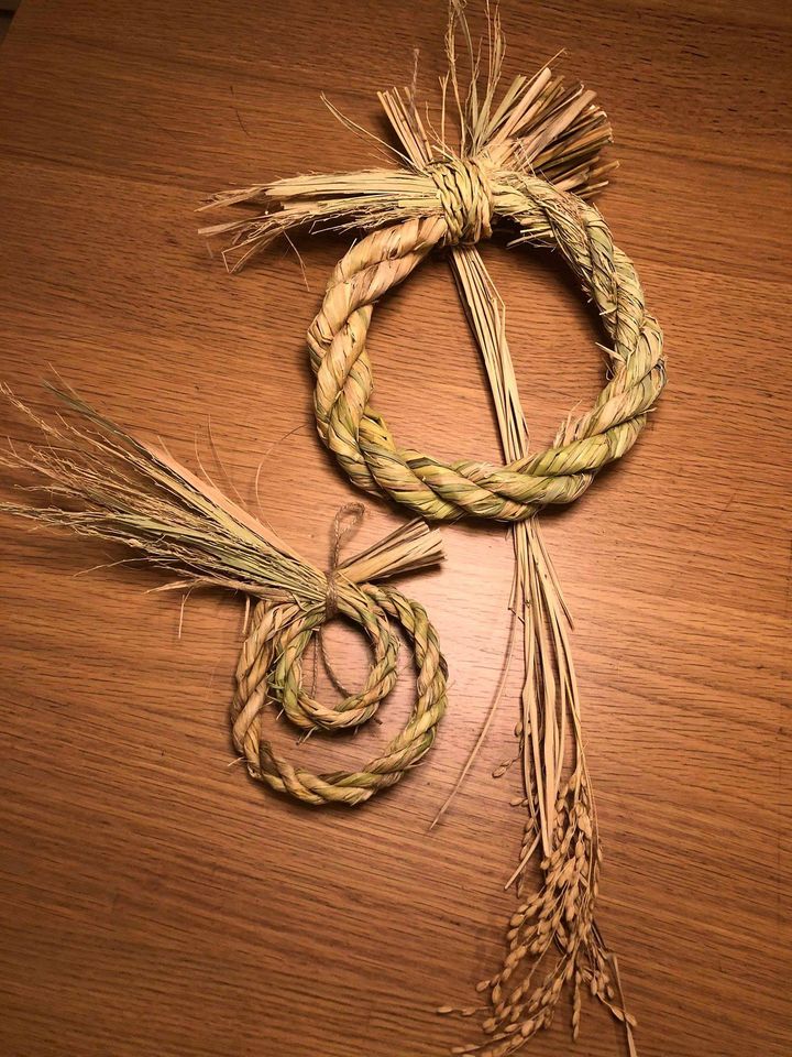 作り方レシピ しめ縄・ばらの実・コットンを使ったクリスマスのリース＜瞬きの音＞の作り方 – 土と風の植物園