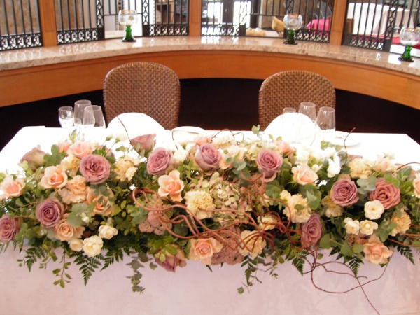 秋』のフラワーコーディネート＊京都の結婚式場 - 京都セントアンドリュース教会