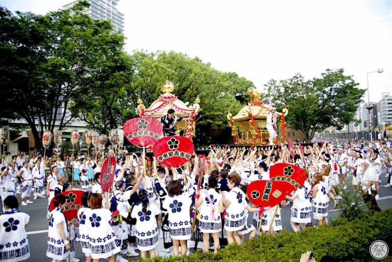 日本三大祭の一つ、『天神祭』の伝統を次代に繋げていきたい 大阪天満宮 宮司 寺井種治 2019 07 08 公開- クラウドファンディングREADYFOR