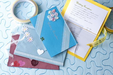 トレーシングペーパーでペーパーアイテムをおしゃれにアレンジ！結婚式 招待状ならPIARY ピアリー