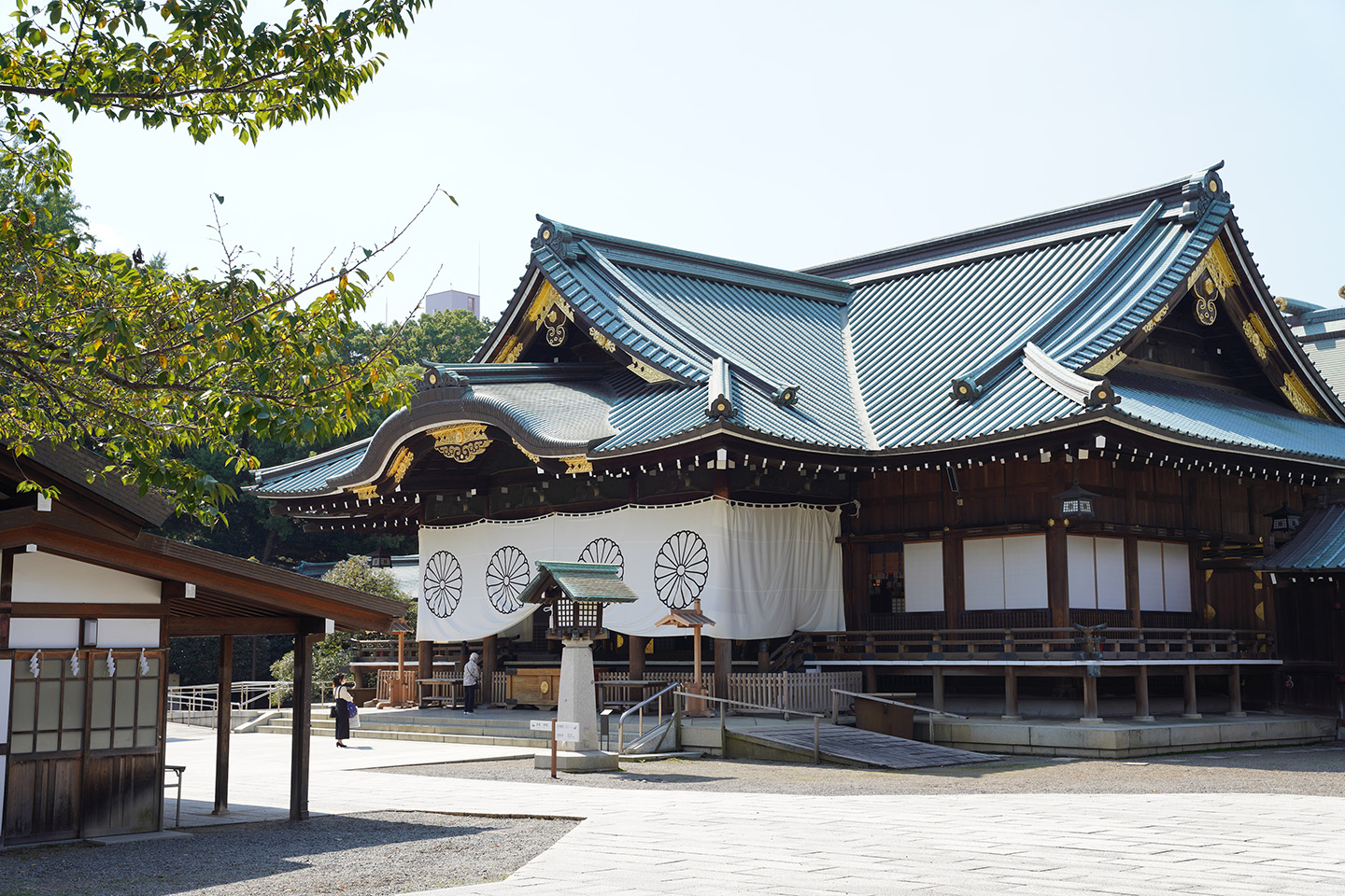 靖国神社へ参拝しました。 - 中村絢 なかむらじゅん Official Site