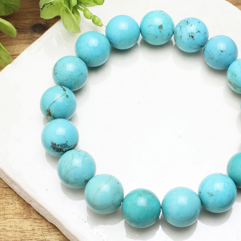 12月の誕生石４種類の青の宝石