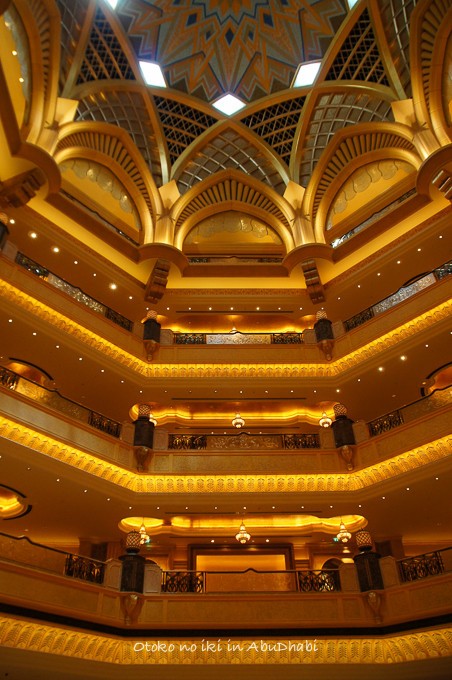 アブダビ 超豪華アブダビの7つ星ホテル「エミレーツ・パレス」のメザルーナイタリアンレストランでランチ！の予約ならホットホリデ