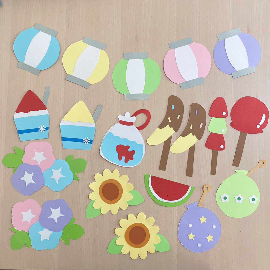YH-06春よこい② 壁面 壁面飾り 夏祭り🎇花火大会の壁面飾り🎆 再販のリクエストがあったため少し時期が早いですが数点だけ作成しました〜。子どもも大人も夏の楽しみなイベントの1つですよね🎆 楽しいお祭りの雰囲気を感じていただければと思います♪壁面飾り保育