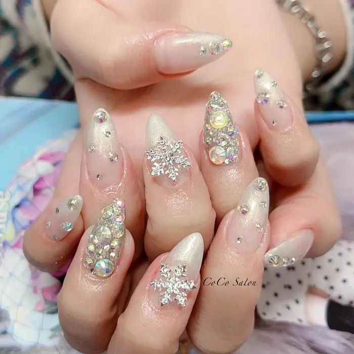 nso-05 クリスマスネイル ホワイトemu's nailtip