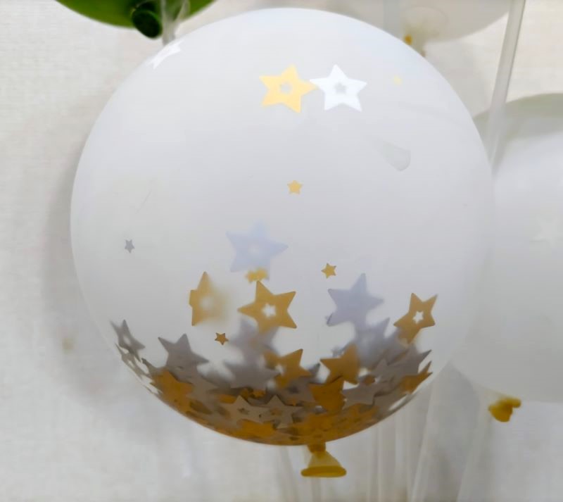 ｾﾘｱ誕生日飾りつけ 100均ﾀﾞｲｿｰも!ﾊﾞﾙｰﾝ風船ｶﾞｰﾗﾝﾄﾞ&ｹｰｷろうそく！大人おしゃれなﾊﾞｰｽﾃﾞｰﾊﾟｰﾃｨｰに -100均✖Sweetsレシピ‼