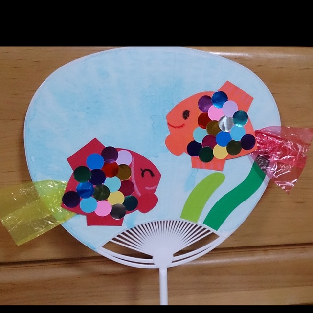 動画 牛乳パックうちわ お絵かき遊びで作る♪保育士の転職・採用は 保育士バンク！