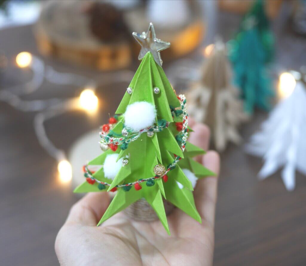 海外も夢中！クリスマスパーティーに折り紙などで作る♪クリスマスツリー特集 折り方も9選も公開シュウシュウガール