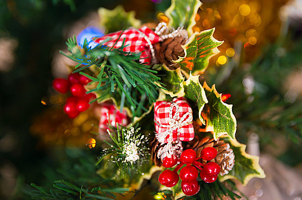 クリスマスオーナメント柄-無料シームレス背景素材: イラストPriPri・オシャレ素材・フリー素材配布やさん