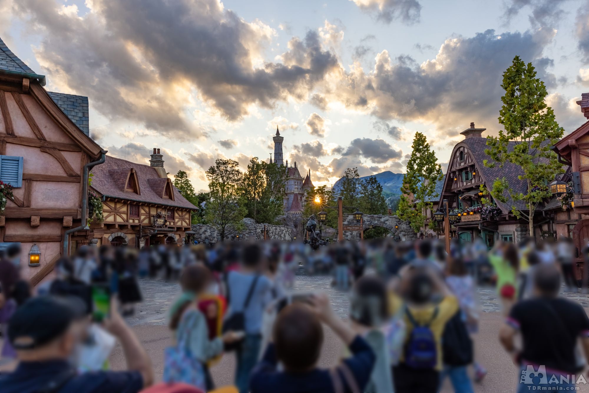 ディズニー新エリア 特別な味と食感の“BBポップコーン”が楽しめる「ビッグポップ」は要チェック!! 入園前の予約が必須だよPouch ポーチ