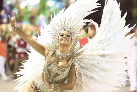 ブラジル 世界最大級！リオのカーニバルでサンバ最強美女とダンス対決したらまさかの結末