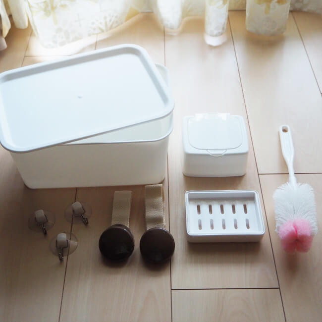 セリアで買える出産準備グッズ5選 , 今回は大人気のセリアで買える産後に使う便利グッズをまとめたよ！,産後すぐ使えるものばかりだから産前に揃えておこう✨, 店頭で探してみてね☺️, ＊＊＊＊＊＊＊＊＊＊＊＊＊＊＊＊＊＊＊＊＊,👇こちらのアカウントでは, @mai.1mum , 妊婦さん〜産後に向けての情報を投稿しています🤰,分からないことがありましたら気軽にコメント、DMしてください😌,