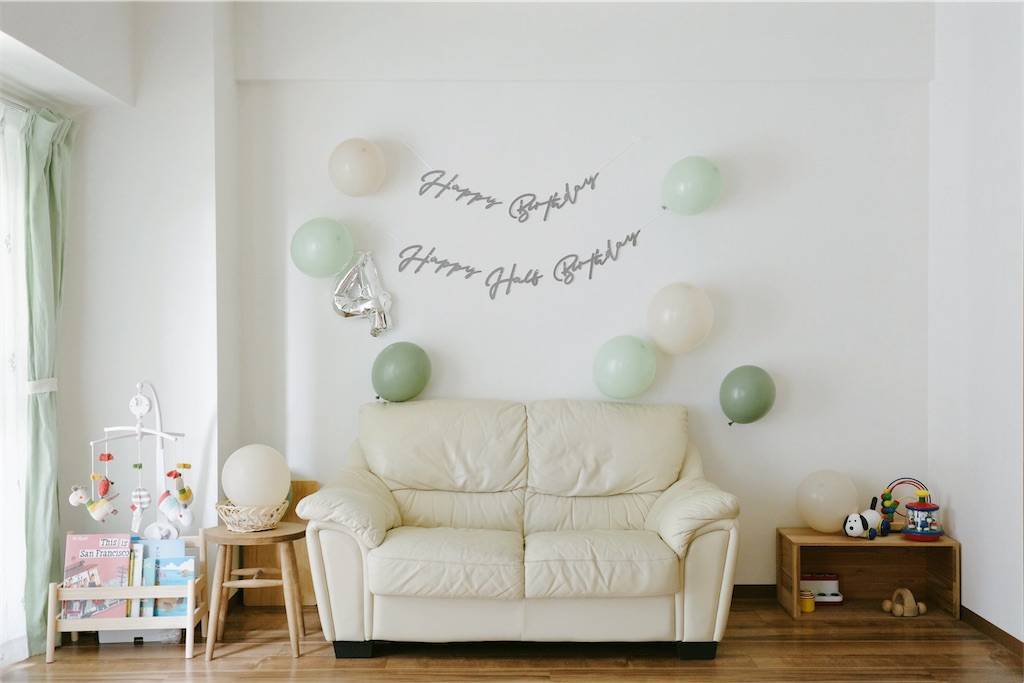 ガーランド HAPPY BIRTHDAY 誕生日 バースデー 飾り付けオーナメント パーティー 装飾 お誕生日 飾り 誕生日ガーランド 誕生日会おしゃれ ホームパーティー パーティーグッズ イベント デコレーション 女子会 ゴシック体: リビングート ANA Mall店ANA Mall