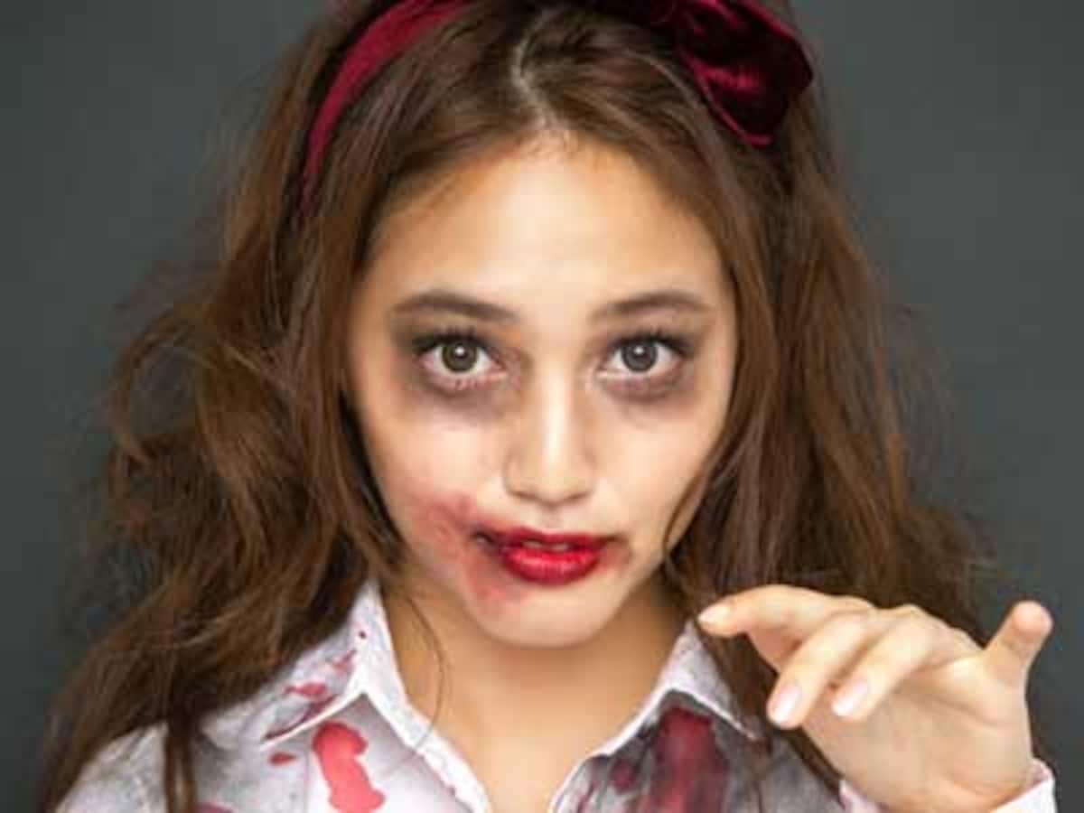 傷メイクのやり方！簡単5分でできる本格的なハロウィン顔メイクメイク・メイクアップAll About