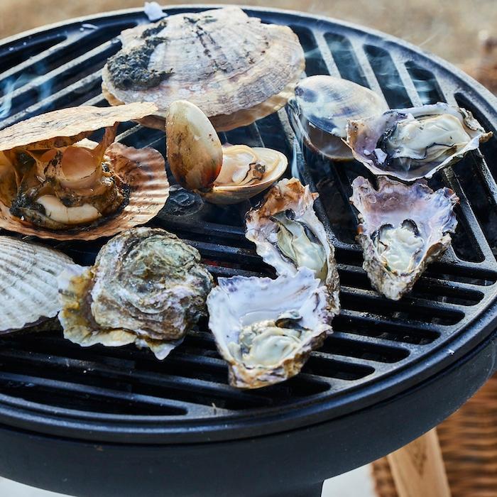 自宅でバーベキューを楽しむために！ 庭づくりのポイントを解説リクシルのエクステリア「エクシオール」で100のいいコト+PLUS