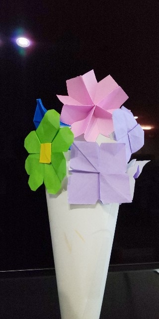 折り紙「ケーキ」の折り方 - おりがみの時間