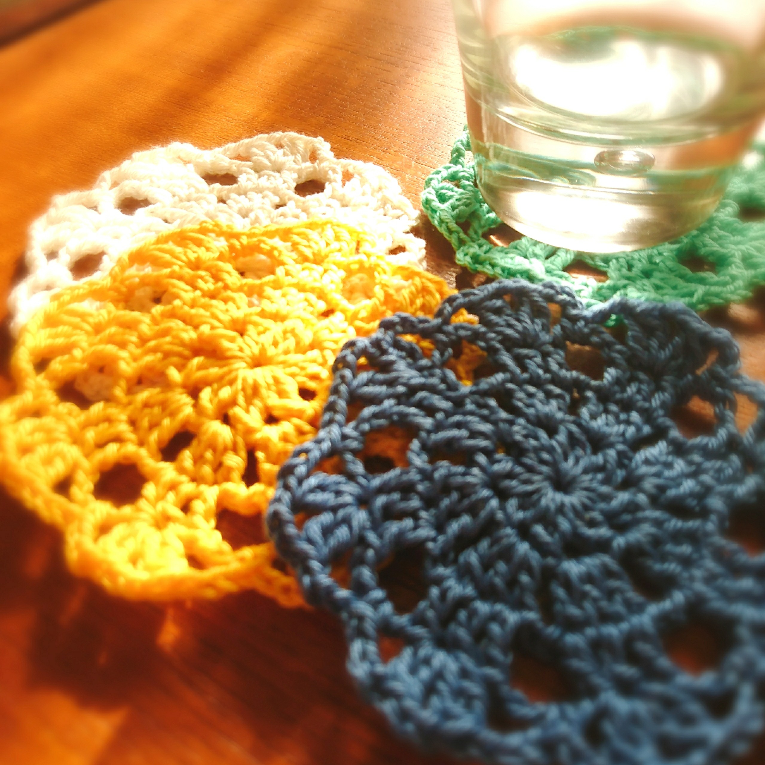 はじめてのかぎ針編み グラニースクエアコースター手作りレシピクロバー株式会社