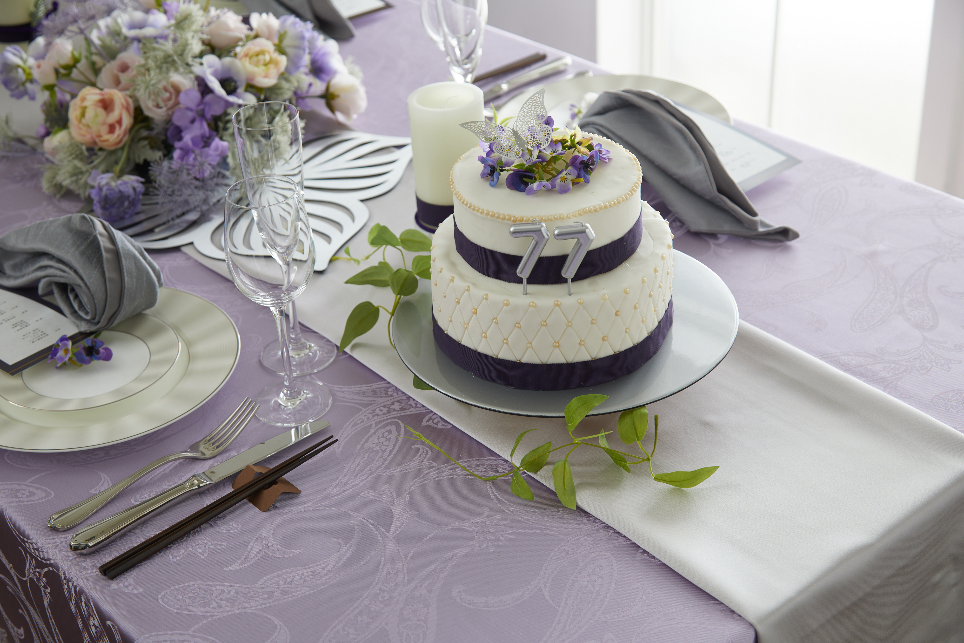 テーブルコーディネートと お誕生日飾り、完成~🎂💝✨ ・ ・ ・お誕生日お誕生日ごはんお誕生日会お誕生日パーティーお誕生日飾り付け誕生日飾り付け誕生日ご飯お家ディナー7歳7歳誕生日7歳の誕生日7歳女の子一年生1年生1年生女子