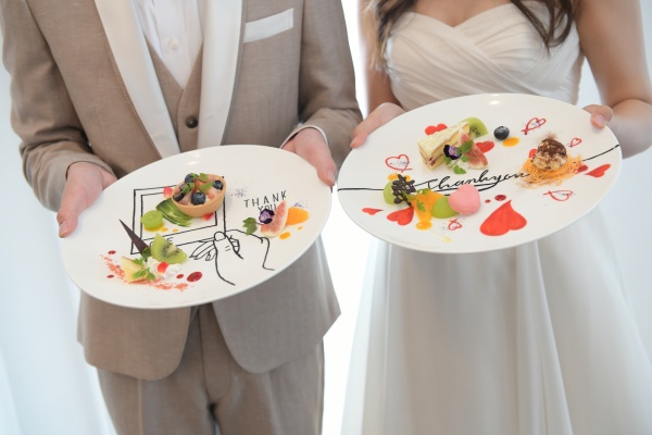 ウエディングケーキのトレンドデザインまとめ！基礎知識&演出アイデア