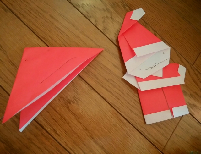 折り紙 クリスマスリース 壁面飾り 壁飾り 保育園 サンタクロース トナカイ 折り紙リース ハンドメイド