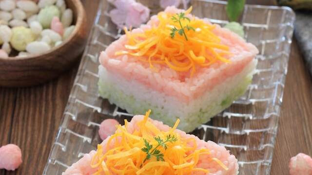 🌸ひな祭りスイーツレシピ🌸 もうすぐひな祭りなのでひな祭りにぴったりの 彩りレシピ4選載せました🎎✨ ひな祭りカラーが可愛い♡プレゼントしても◎是非作ってみてくださいね♡ つくレポあればタグ付け宜しくお願いします♪@momonamomokaストーリーやハイ