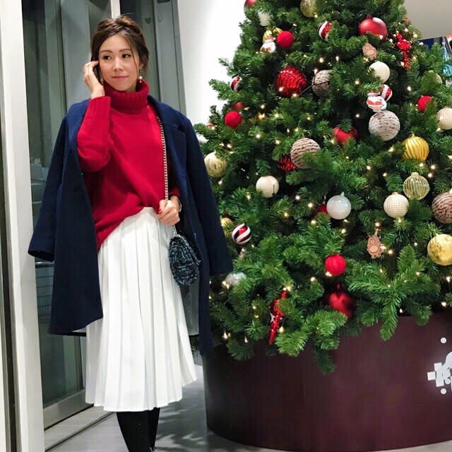 20代編 クリスマス向きのコーデおすすめ15選♡デートの服装にも◎4MEEE