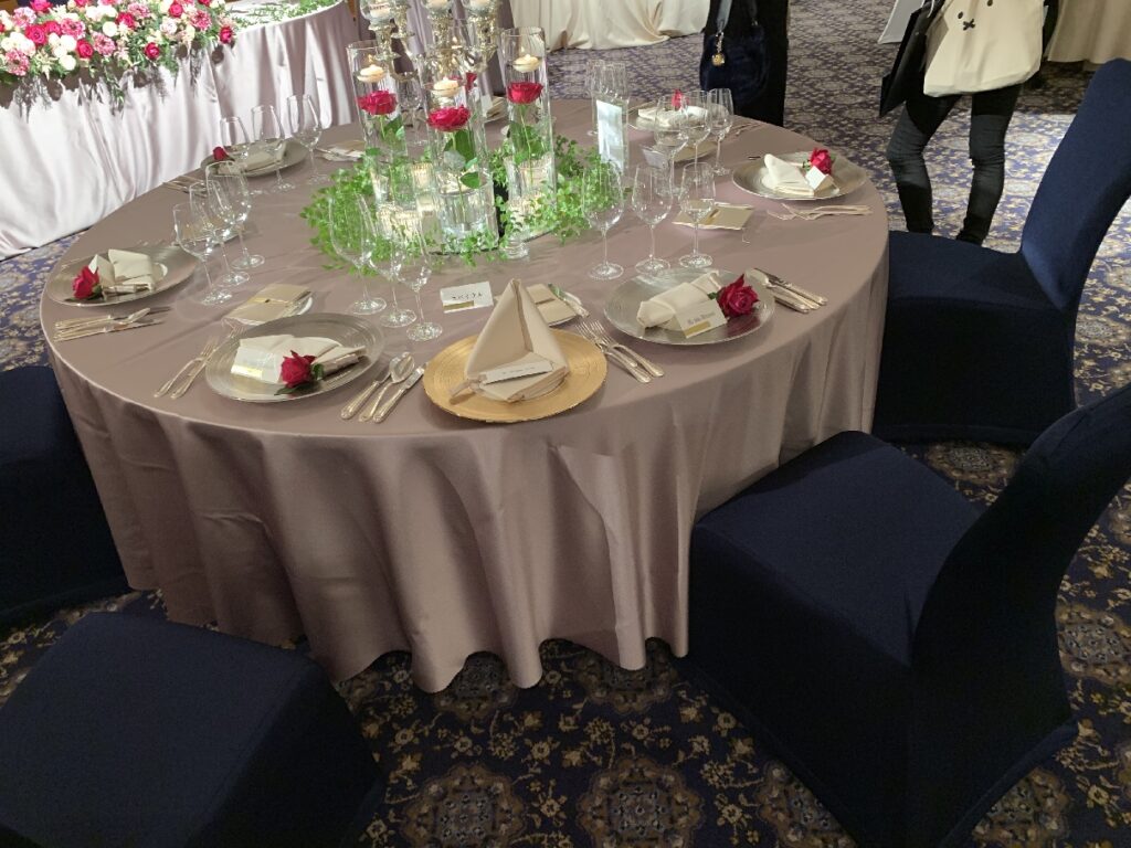 テーブルクロス・式典 パーティ 結婚式専門テーブルクロスレンタル・販売のグランディ