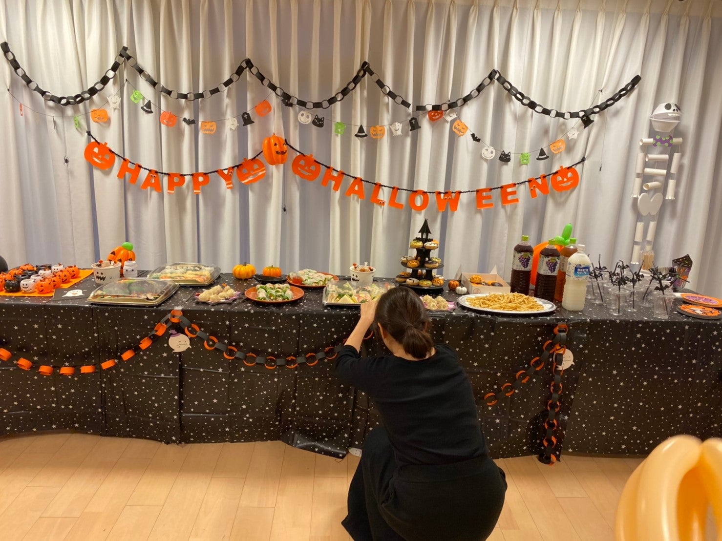 ハロウィンパーティーの飾り付け＆ディスプレイアイディアハンドメイド、手作り通販・販売のCreema