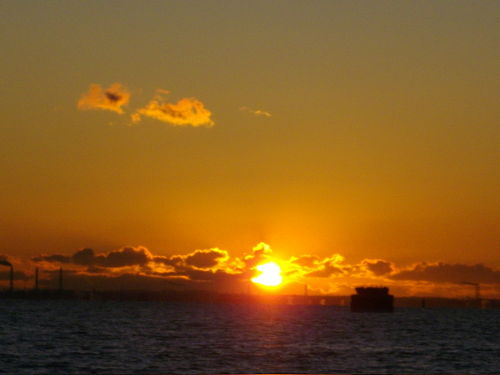 全国の初日の出 2025 どこが早い？人気スポットの初日の出時間は