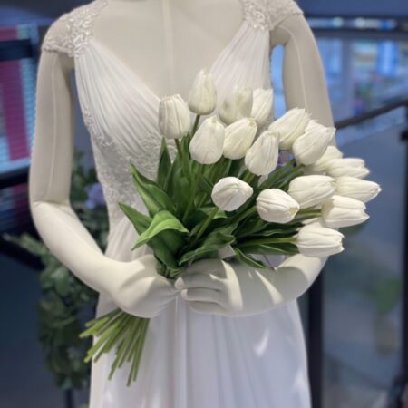 実例あり チューリップのウェディングブーケ大集合！定番からトレンドまでご紹介結婚ラジオ結婚スタイルマガジン